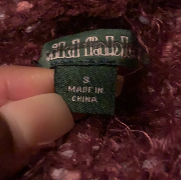 Wild Fable Burgundy Sweater - Picture 2 of 2